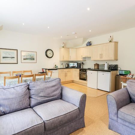 Apartamento The Mews Flat Dalswinton Exterior foto